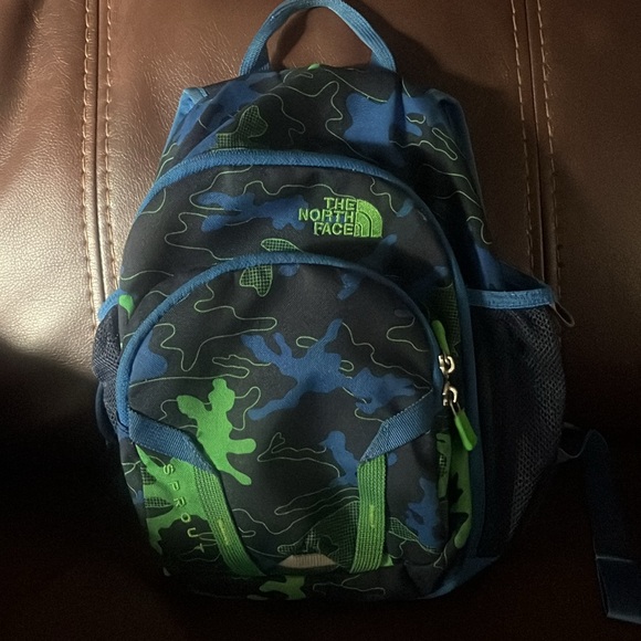 NWOT Toddler North Face backpack - Picture 2 of 6